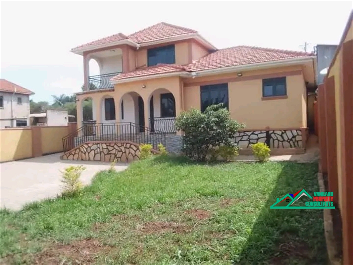 Bungalow for rent in Kira Wakiso