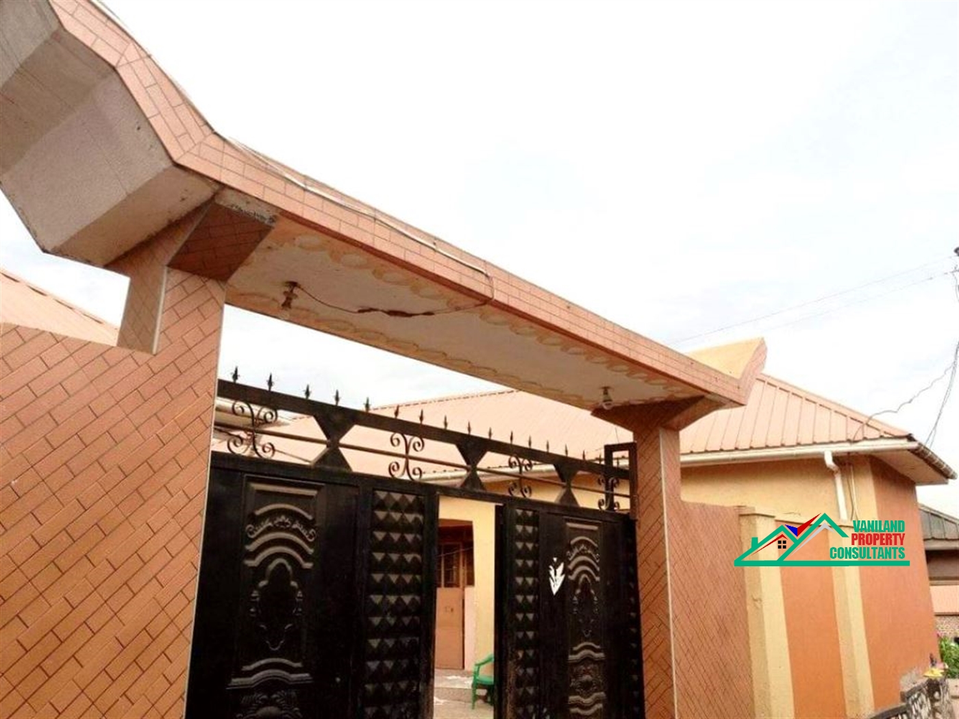 Semi Detached for rent in Kawempe Kampala