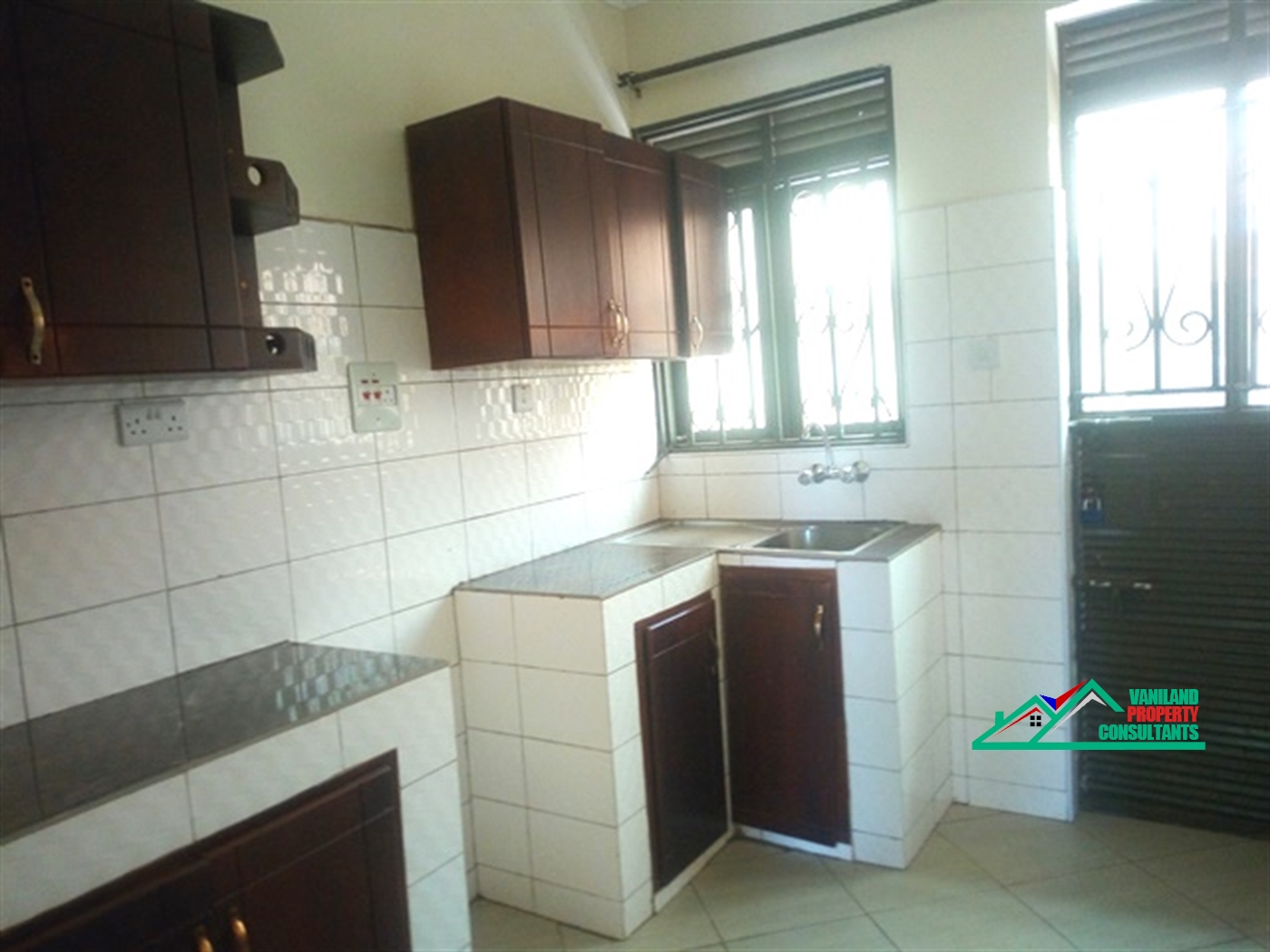 Semi Detached for rent in Kisaasi Kampala