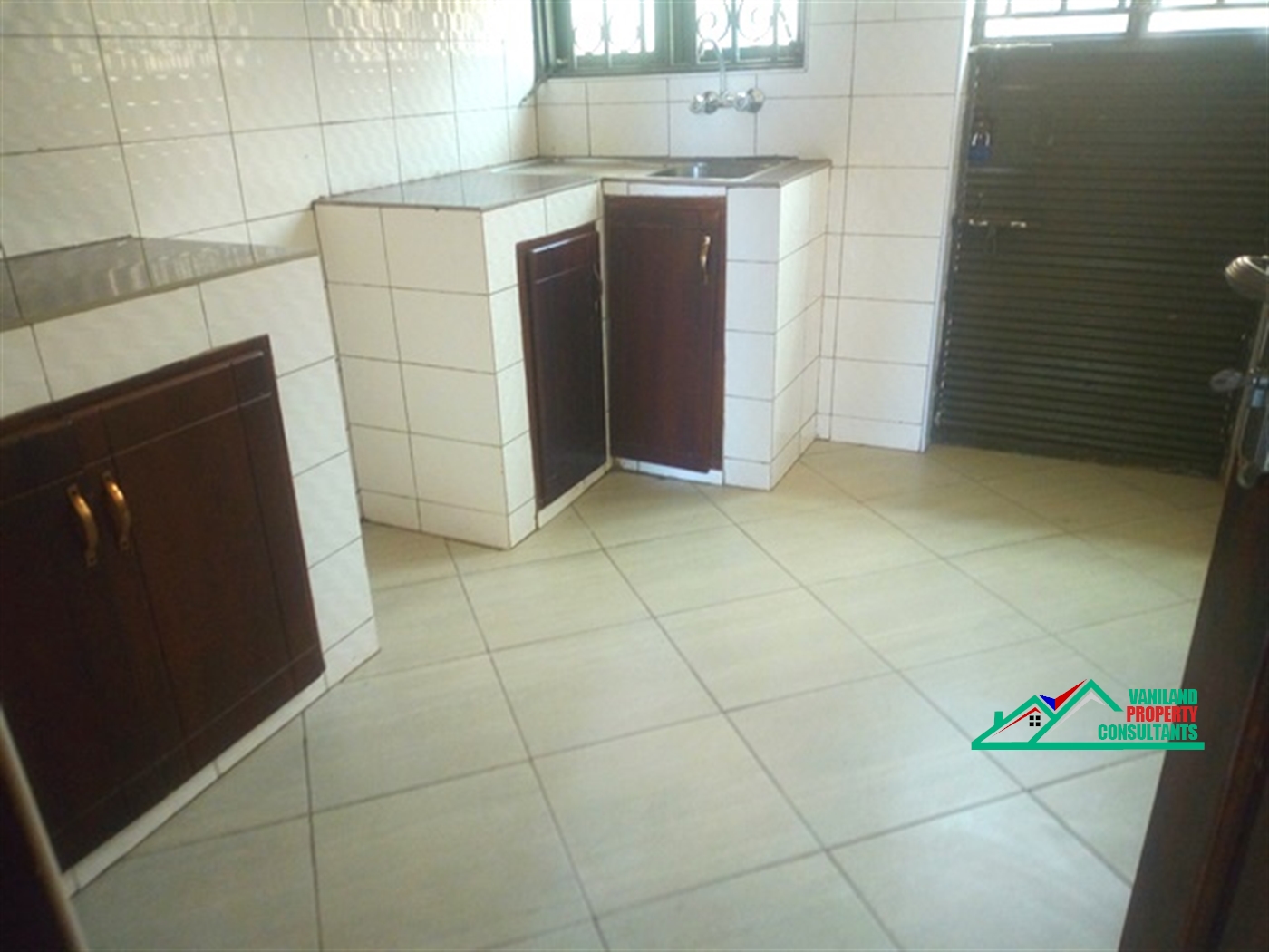 Semi Detached for rent in Kisaasi Kampala