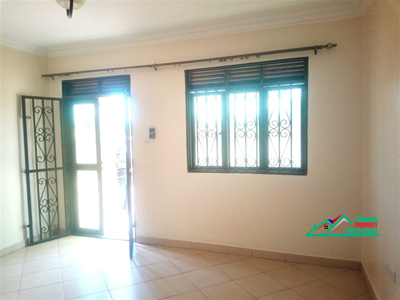 Semi Detached for rent in Kisaasi Kampala