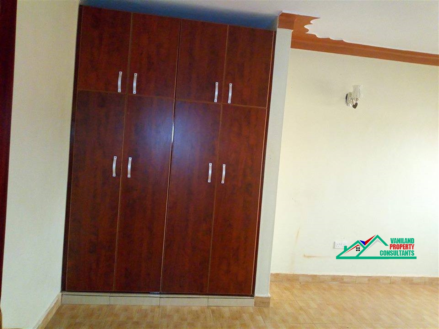 Apartment for rent in Kiwaatule Wakiso