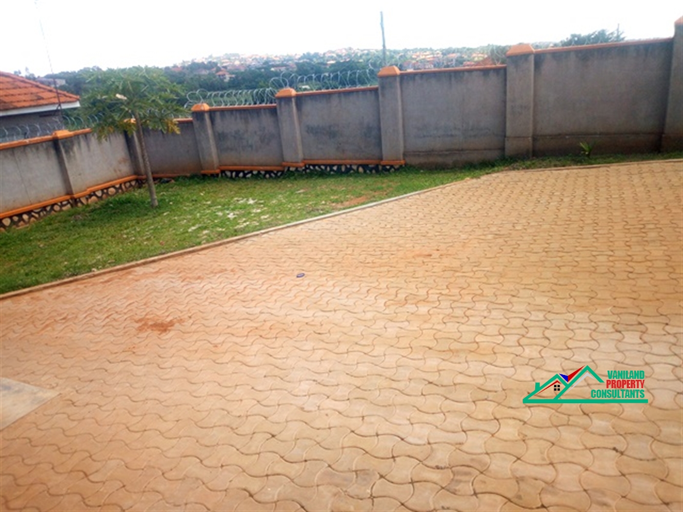 Semi Detached for rent in Buwaate Wakiso