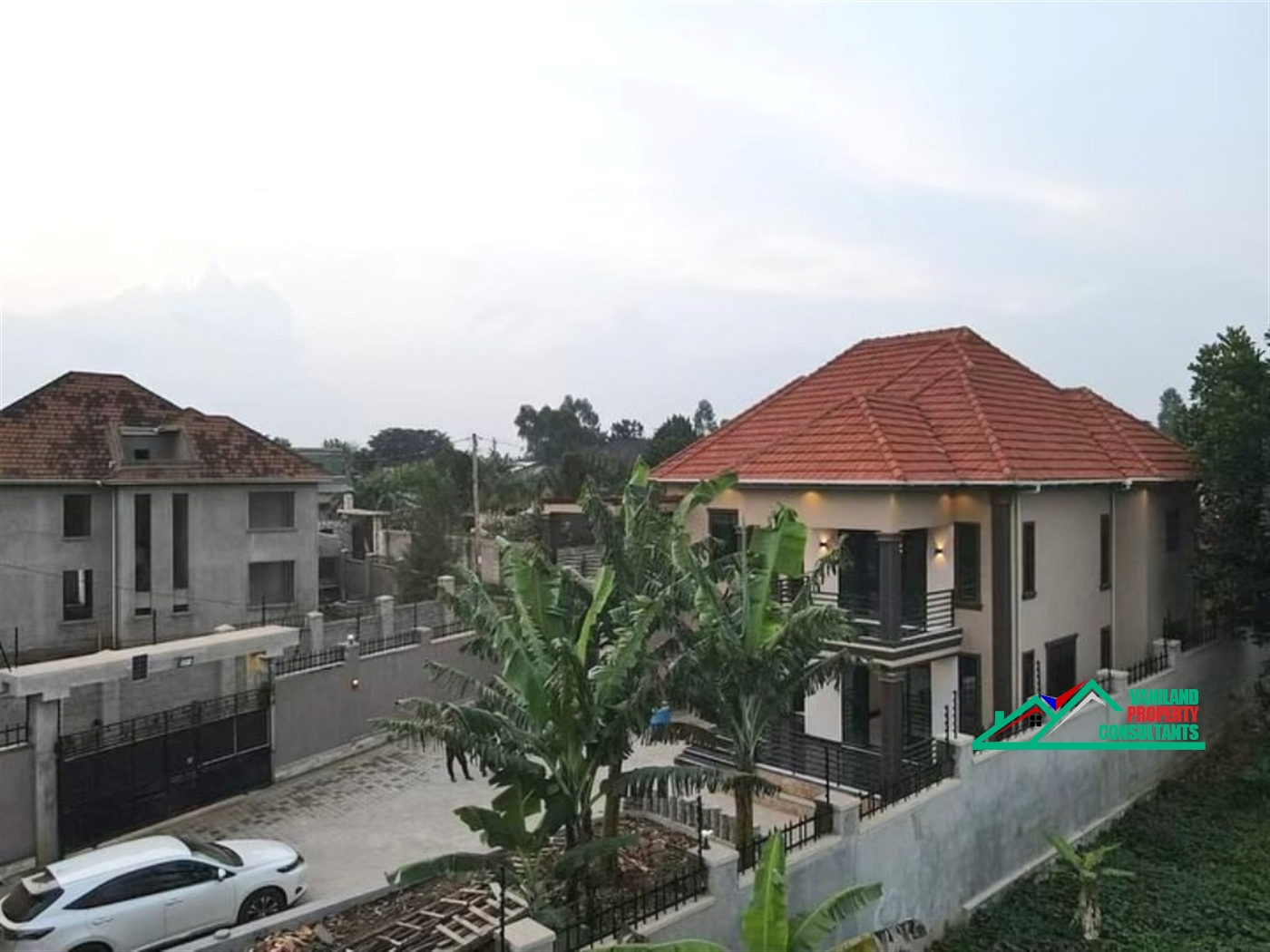 Mansion for sale in Kasangati Wakiso