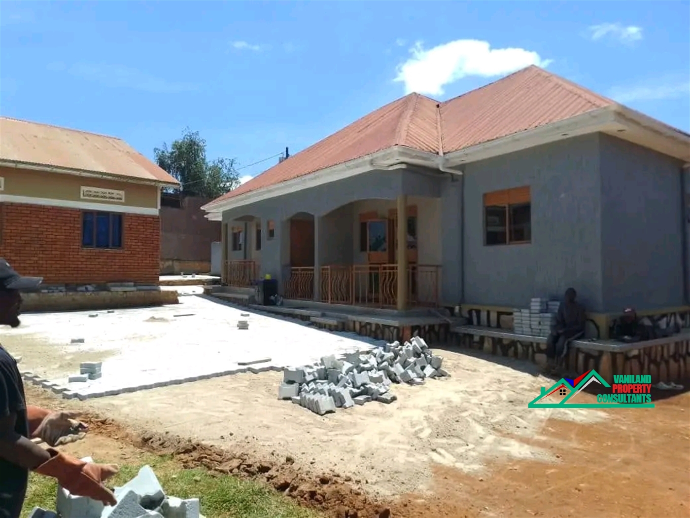 Semi Detached for rent in Mutungo Kampala