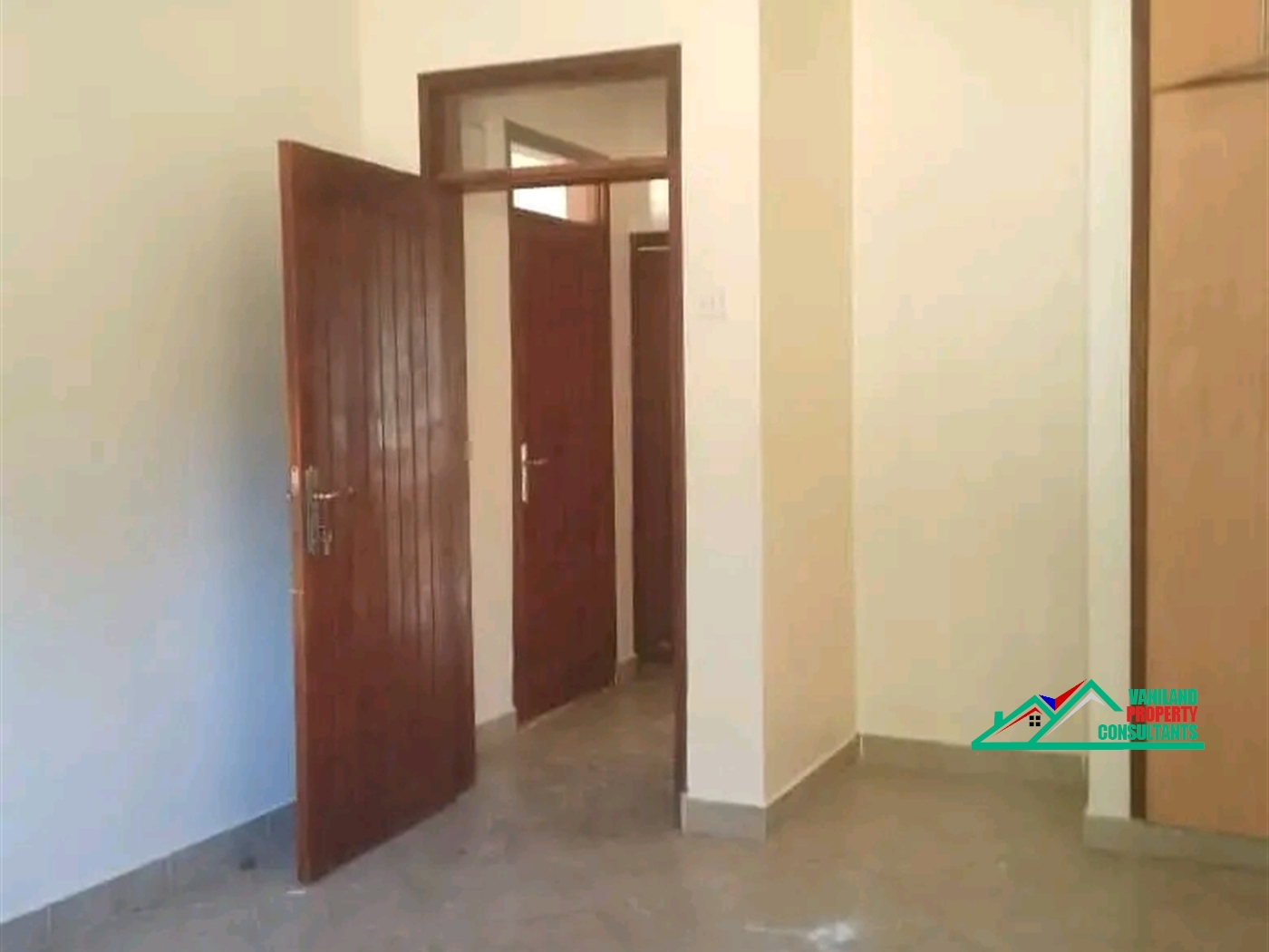 Semi Detached for rent in Mutungo Kampala