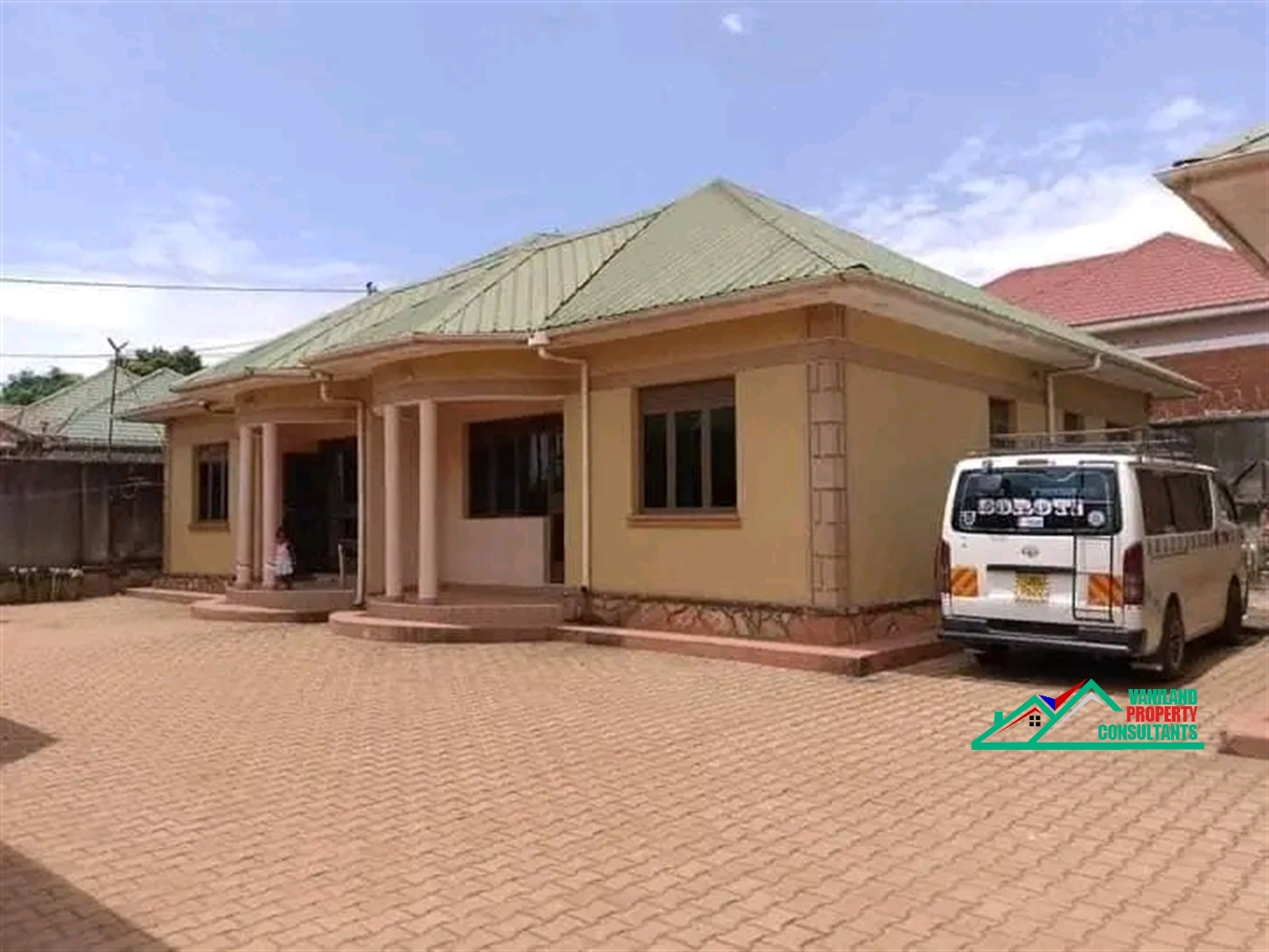 Semi Detached for rent in Mutungo Kampala