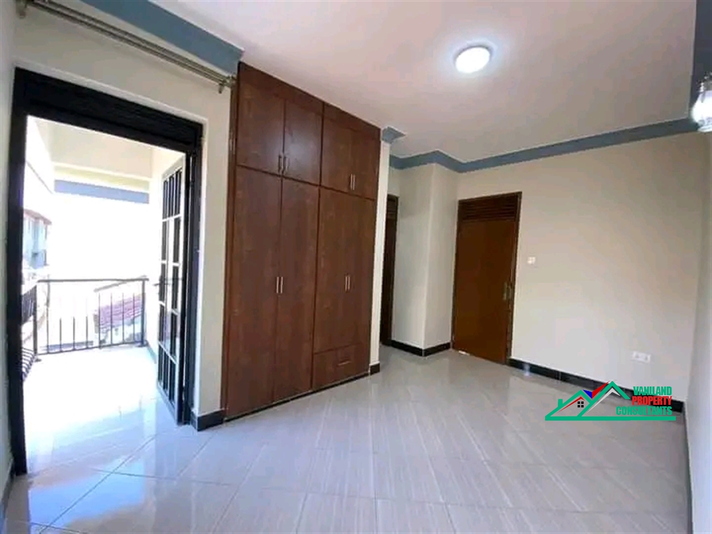 Semi Detached for rent in Mutungo Kampala