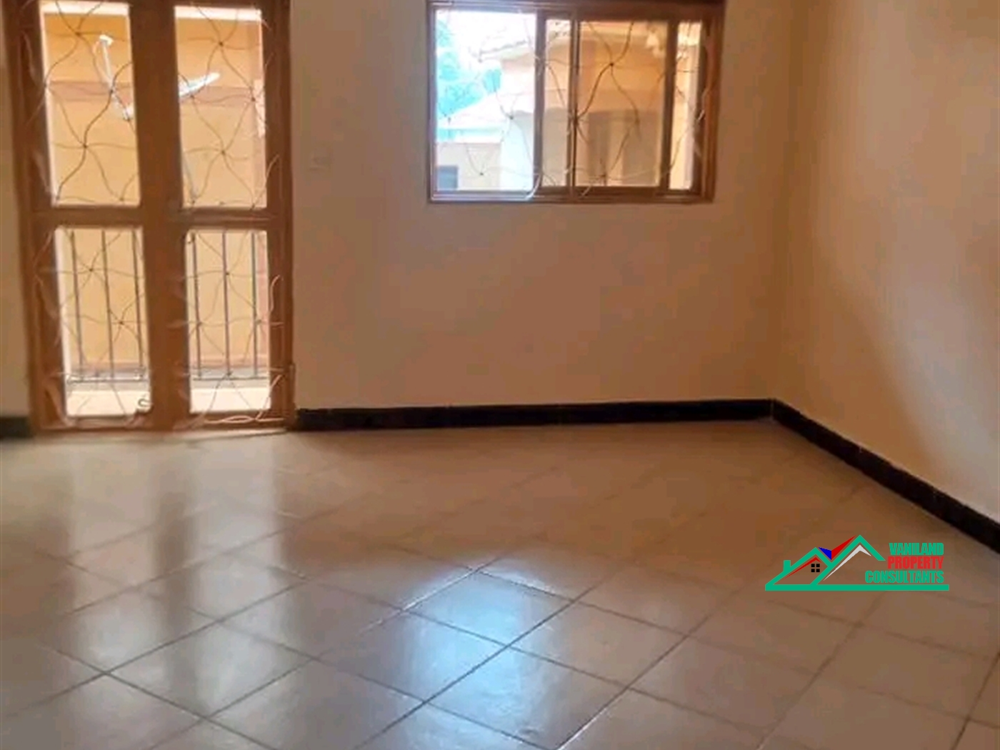 Semi Detached for rent in Mutungo Kampala