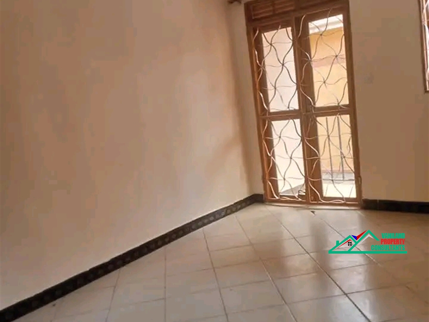 Semi Detached for rent in Mutungo Kampala