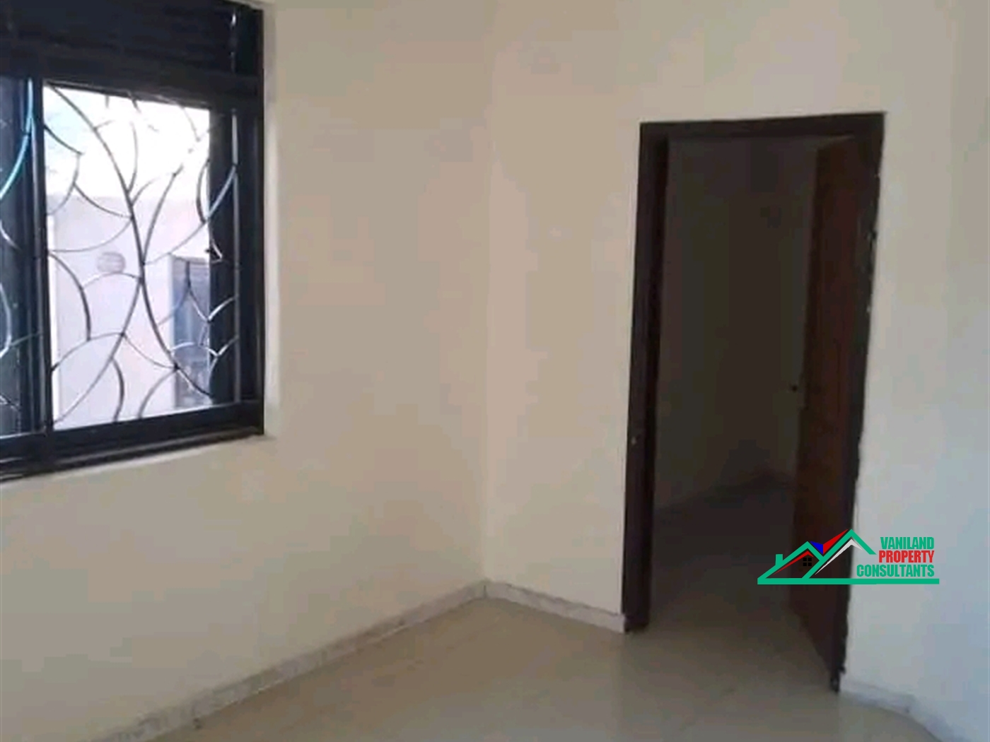 Semi Detached for rent in Mutungo Kampala