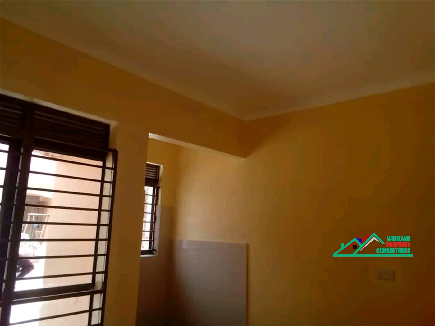 Semi Detached for rent in Mutungo Kampala