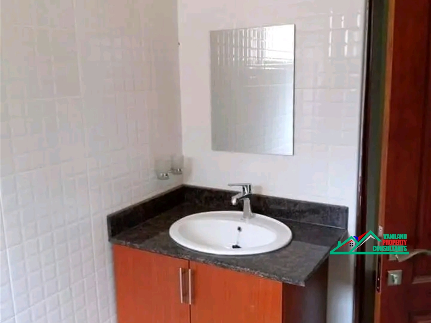 Apartment for rent in Kyaliwanjjala Wakiso