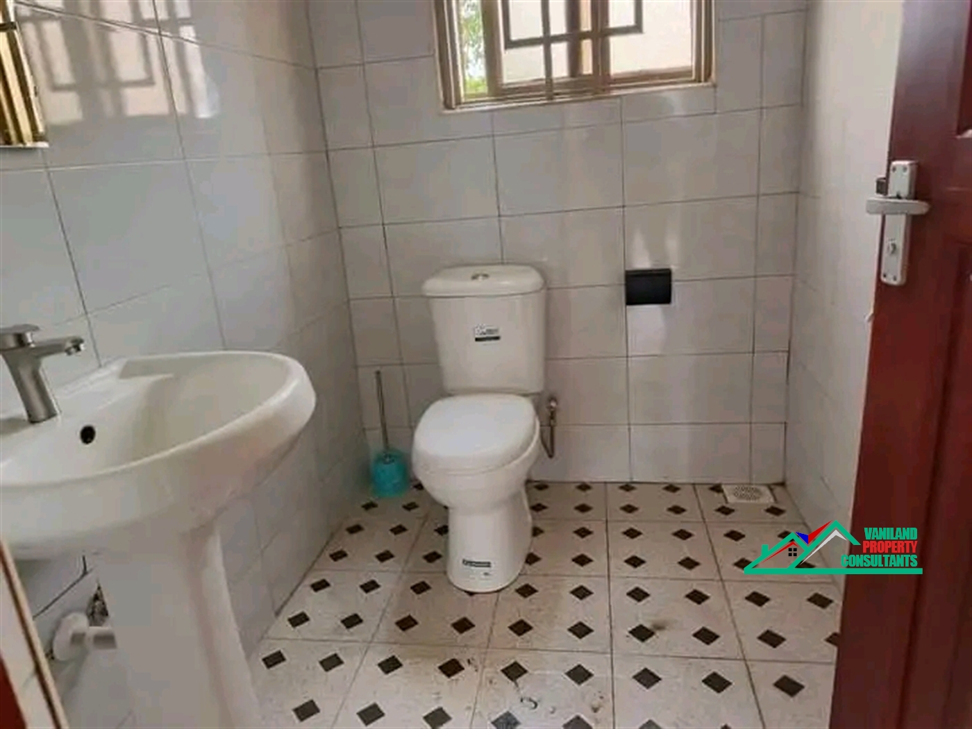 Semi Detached for rent in Kisaasi Kampala