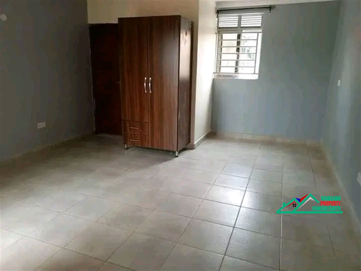 Semi Detached for rent in Mutungo Kampala