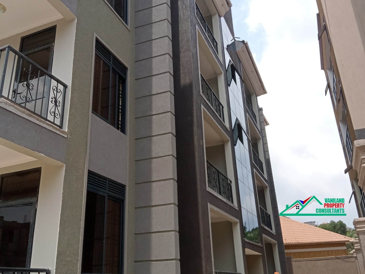 Apartment for rent in Kisaasi Kampala