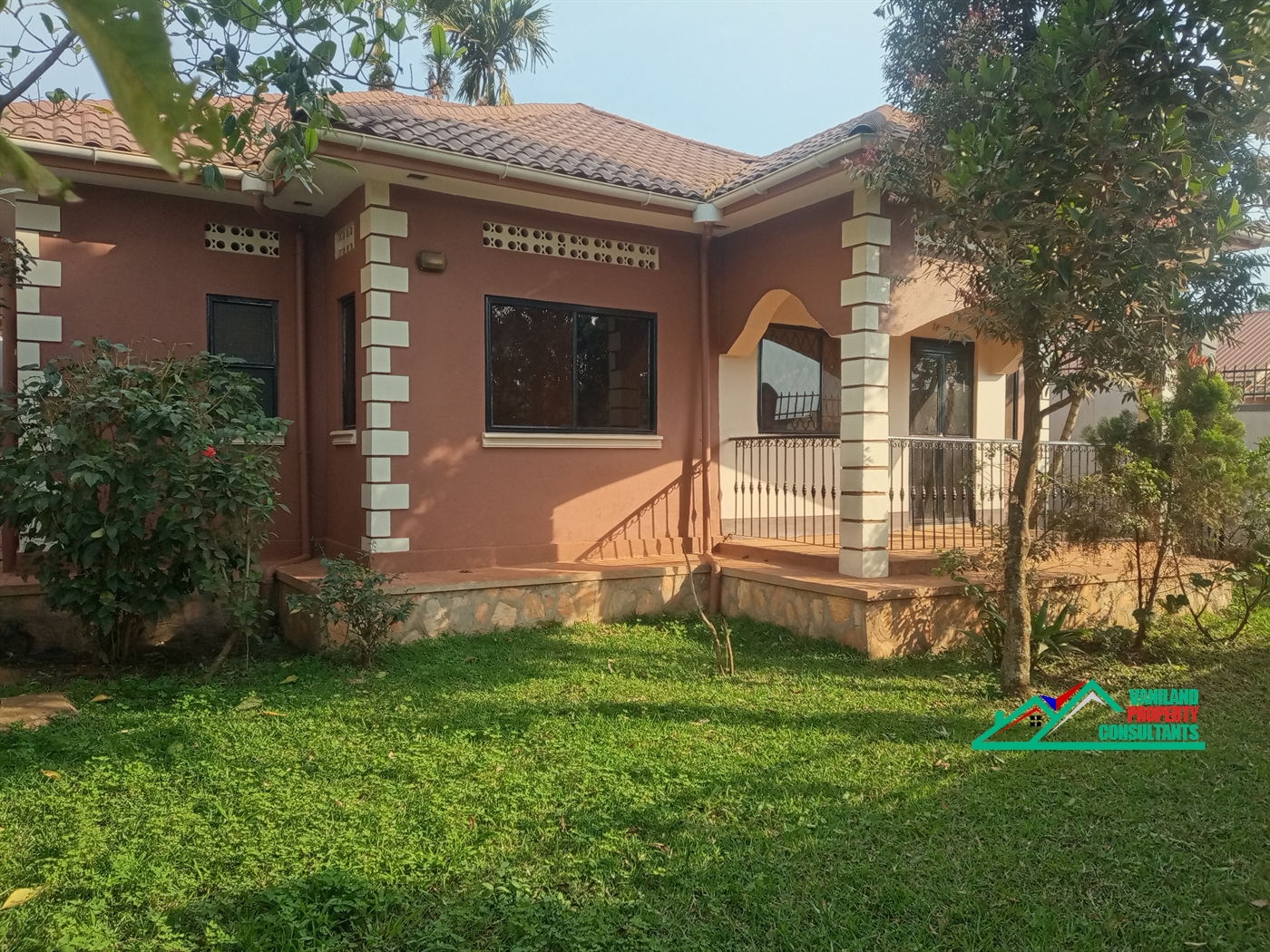 Semi Detached for rent in Kisaasi Kampala