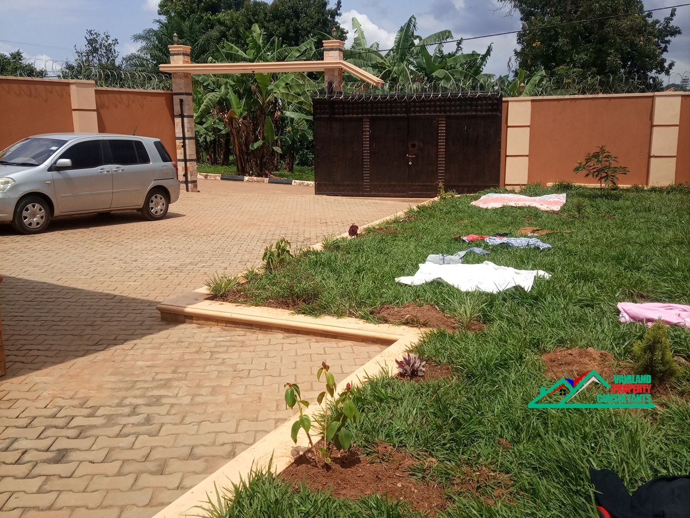 Semi Detached for rent in Naalya Wakiso