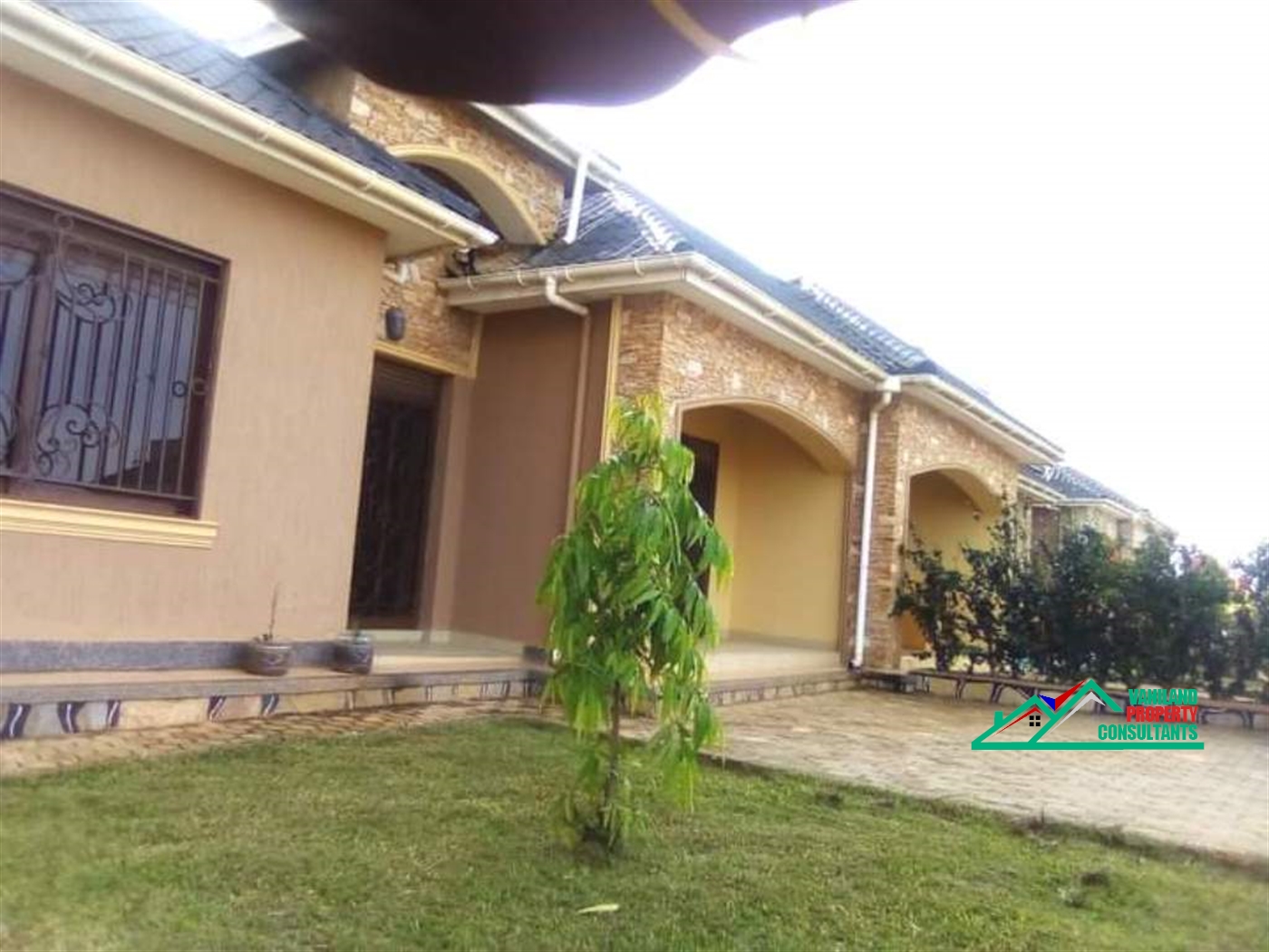 Semi Detached for rent in Bweyogerere Wakiso