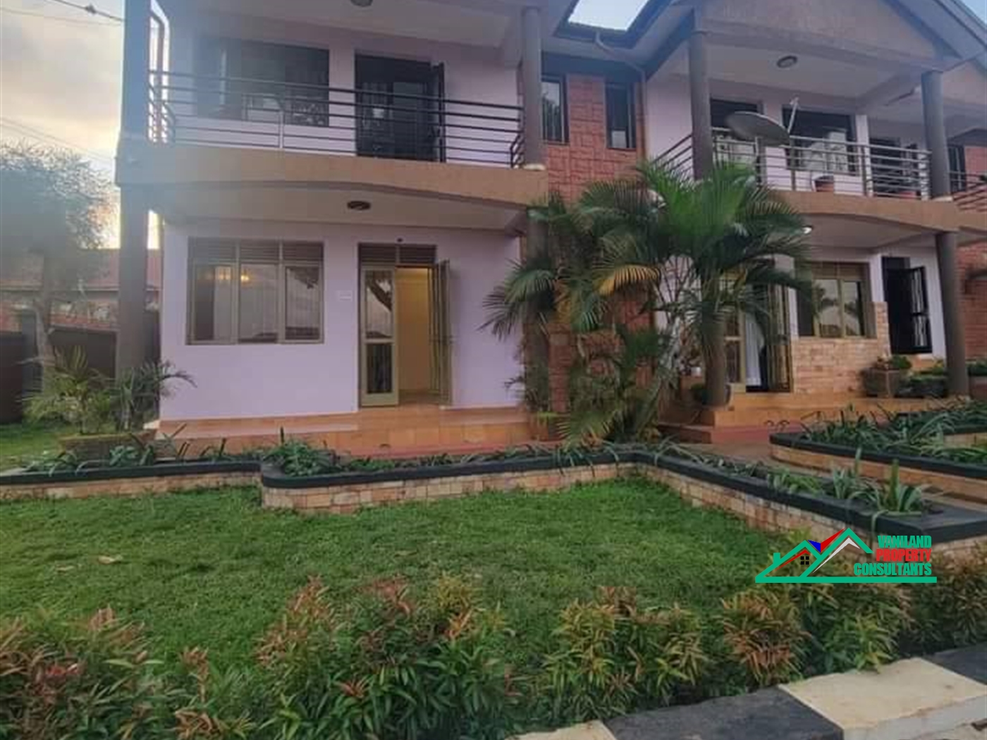 Duplex for rent in Kisaasi Kampala