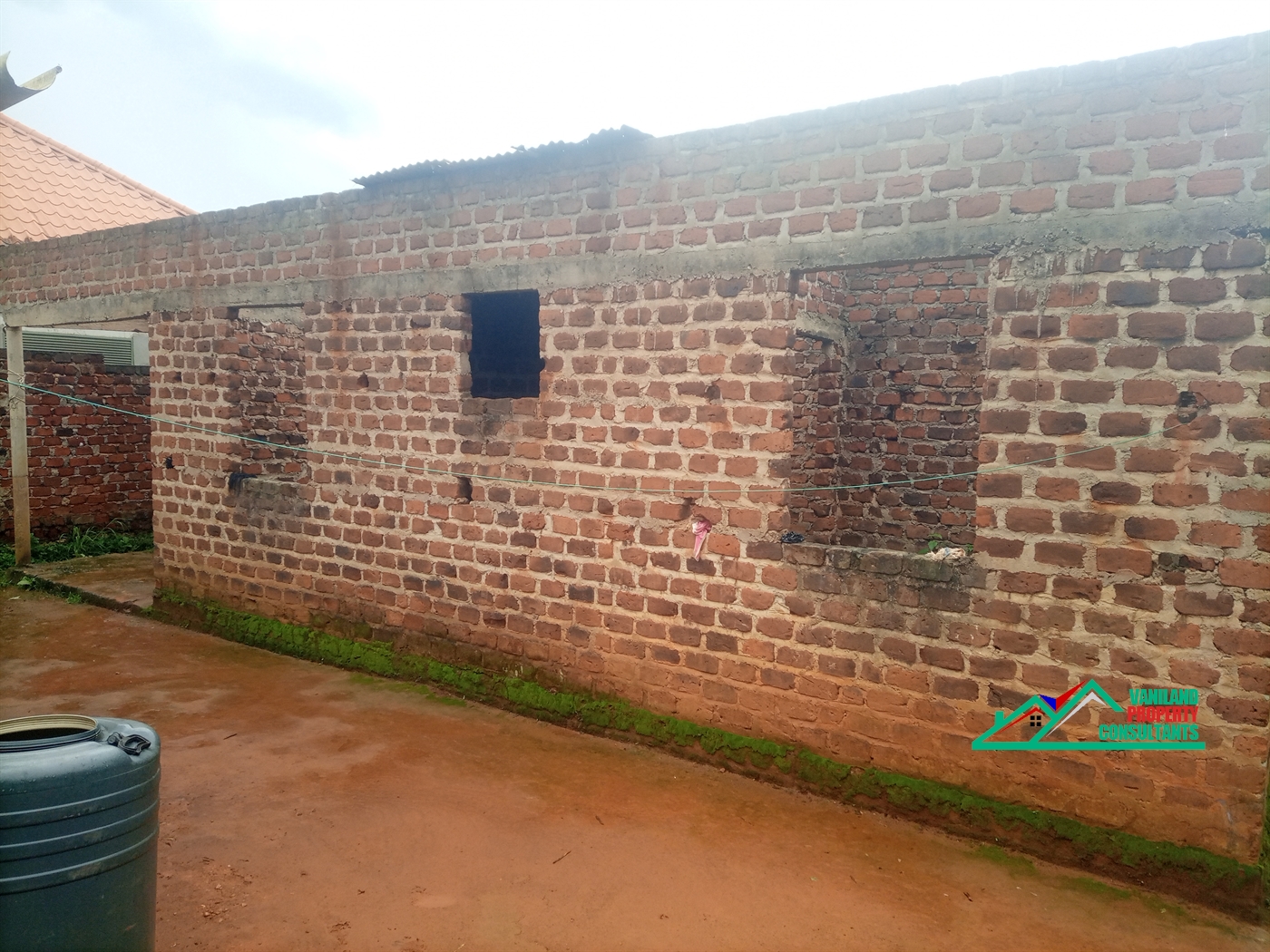 Shell House for rent in Nabuti Mukono