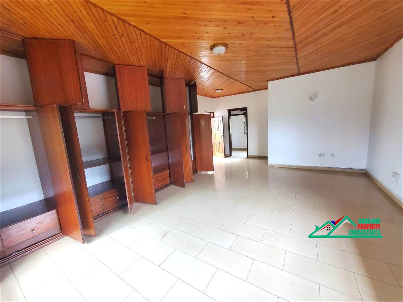 Bungalow for rent in Naguru Kampala