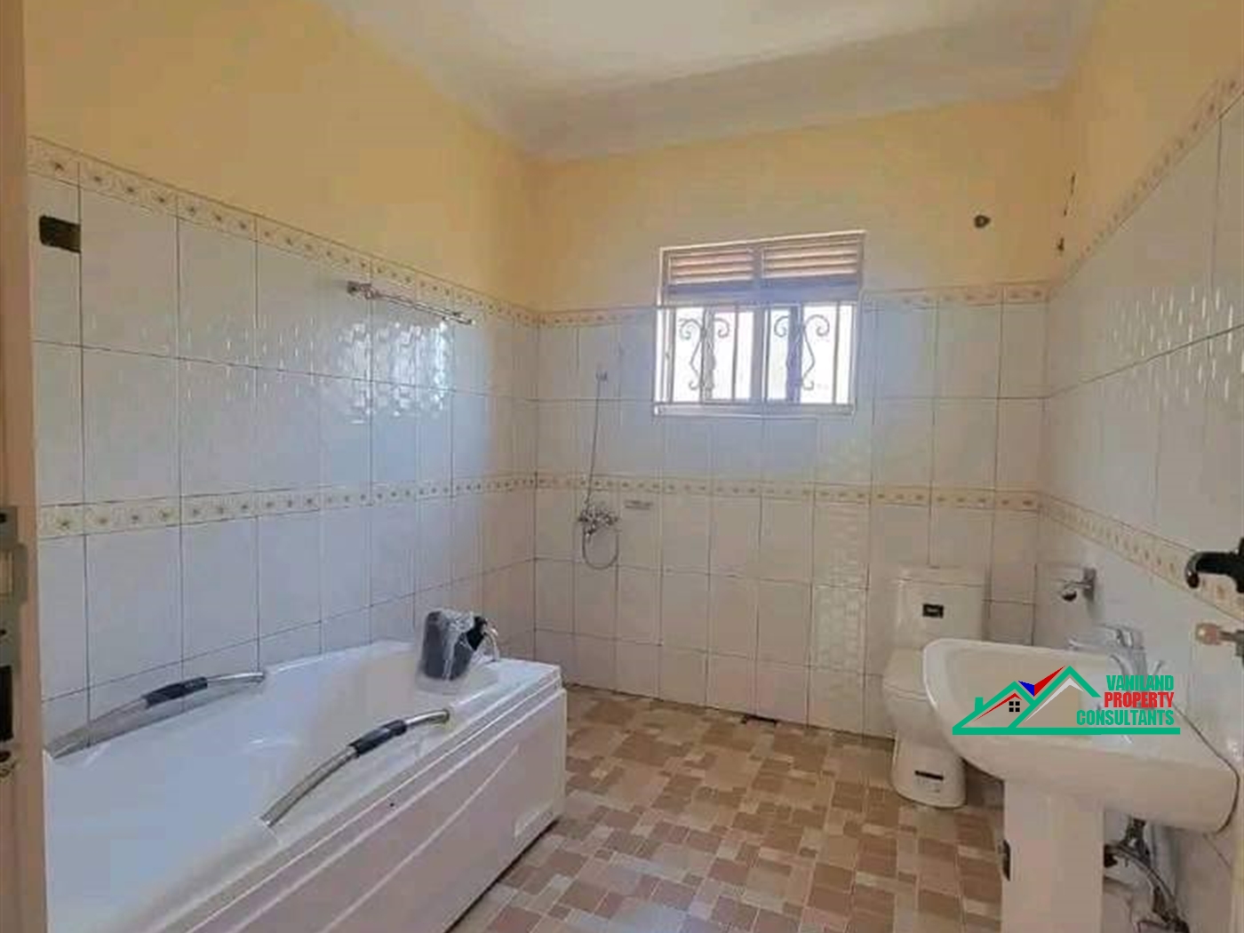 Duplex for rent in Gayaza Wakiso