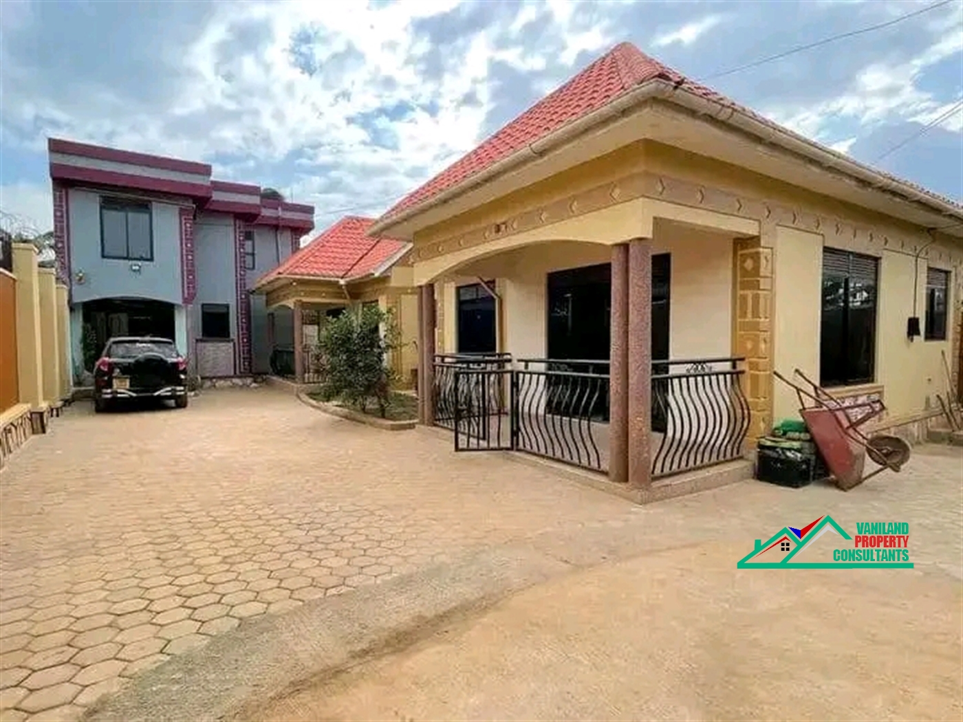 Semi Detached for rent in Mutungo Kampala