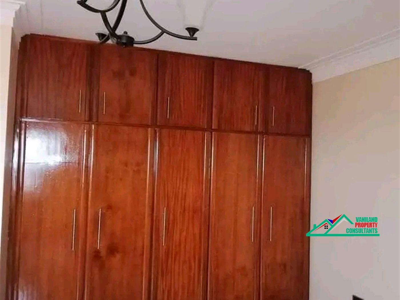 Apartment for rent in Kisaasi Kampala