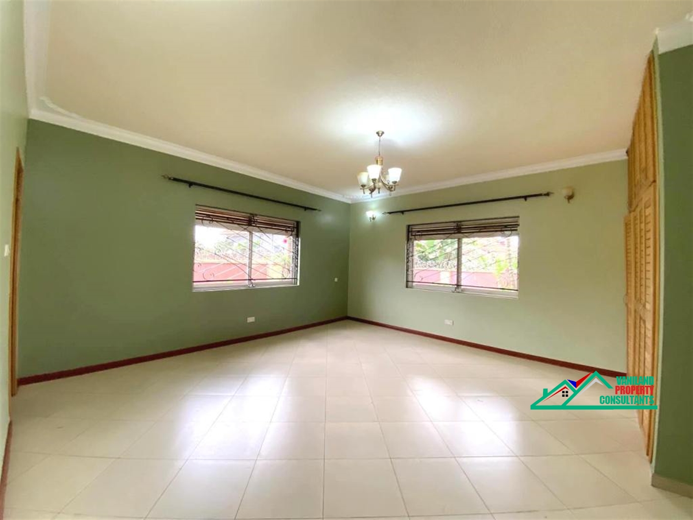 Semi Detached for rent in Kisaasi Kampala