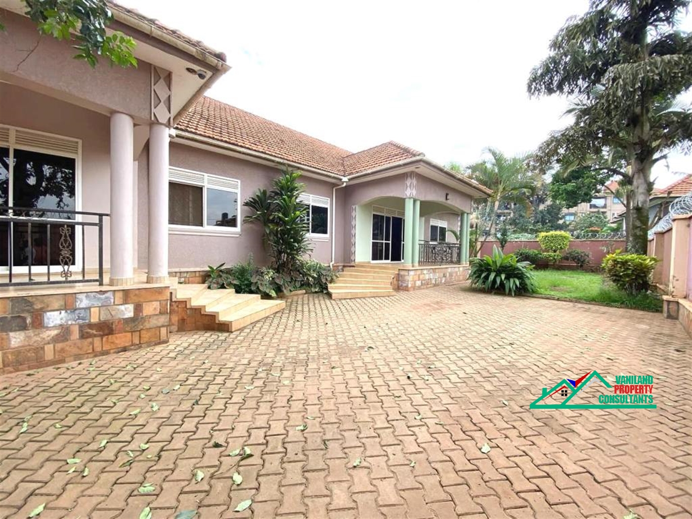 Semi Detached for rent in Kisaasi Kampala