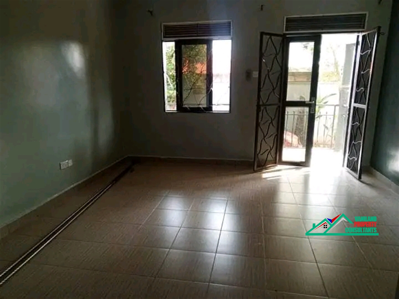 Semi Detached for rent in Mutungo Kampala