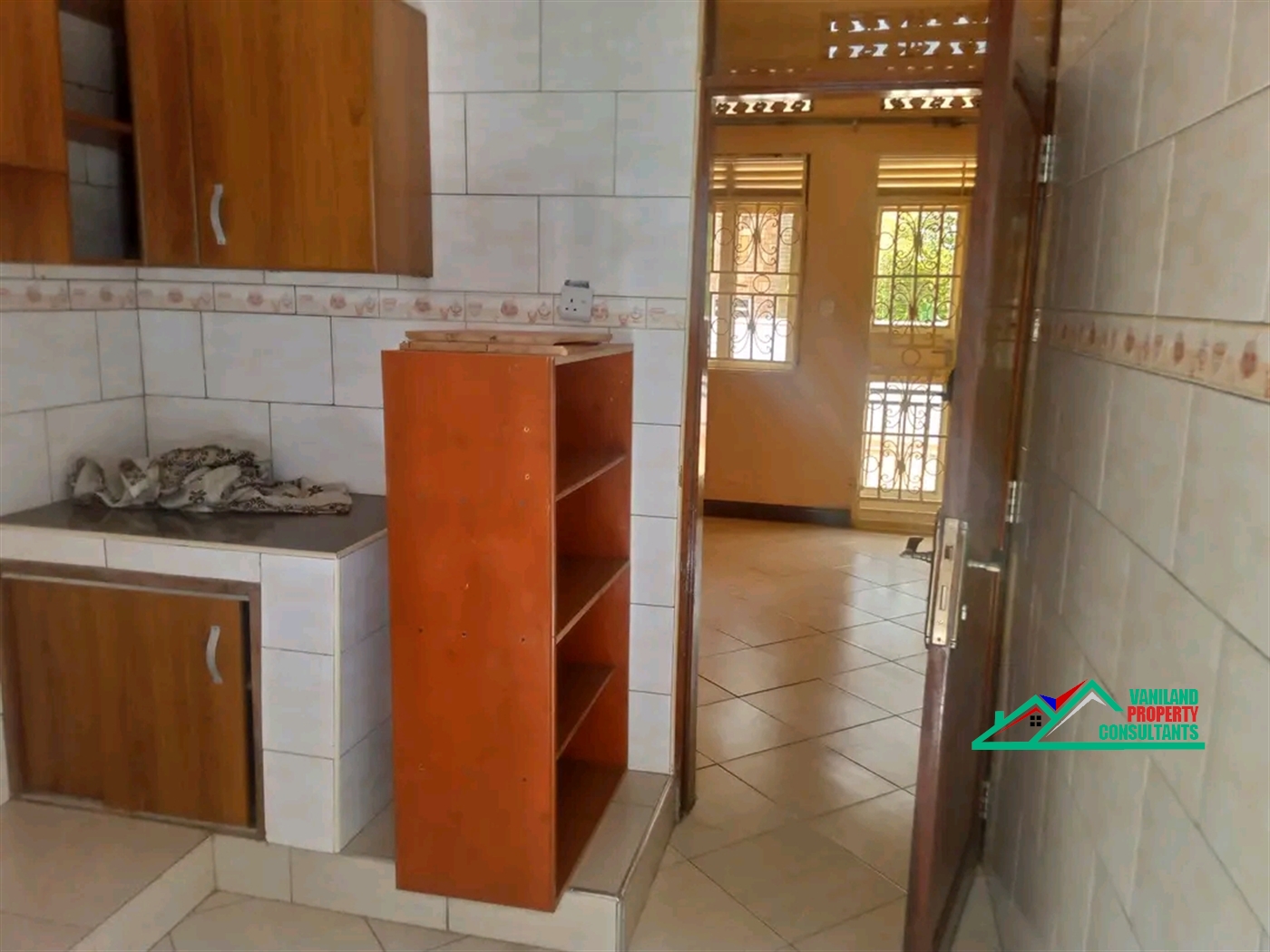 Semi Detached for rent in Mutungo Kampala