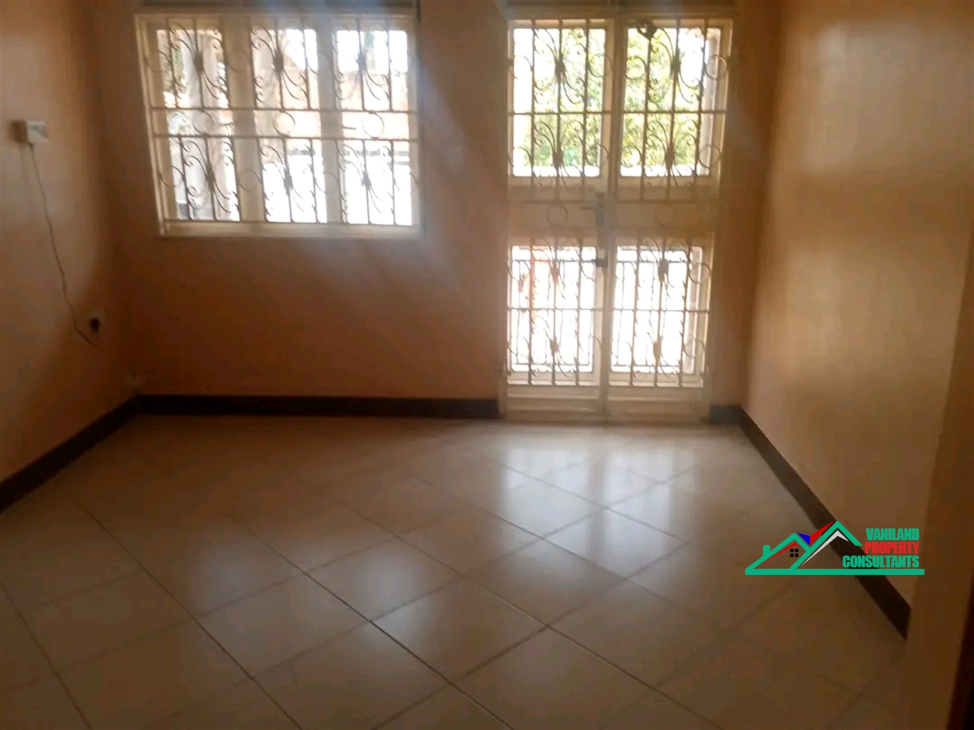 Semi Detached for rent in Mutungo Kampala