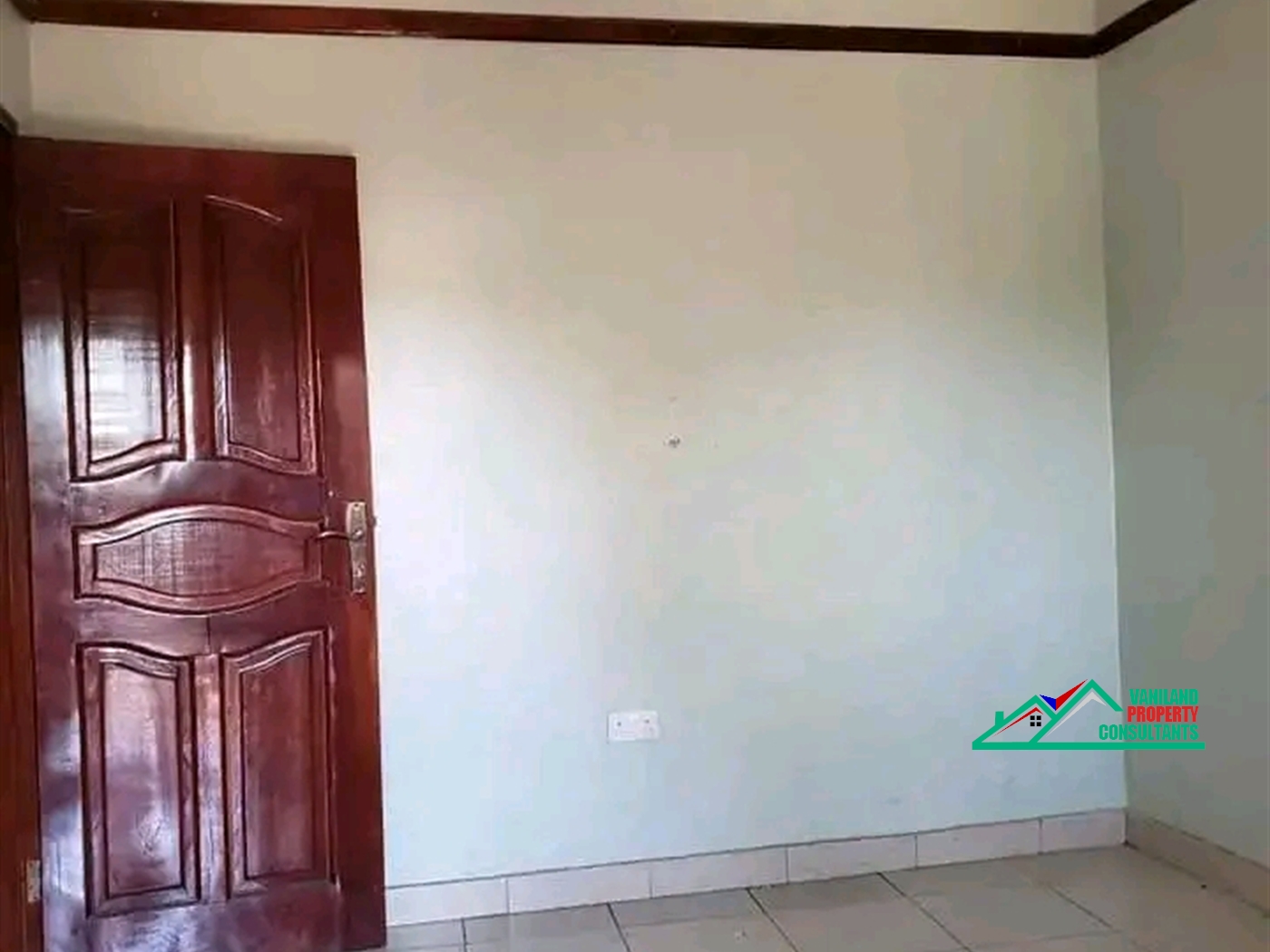 Semi Detached for rent in Mutungo Kampala