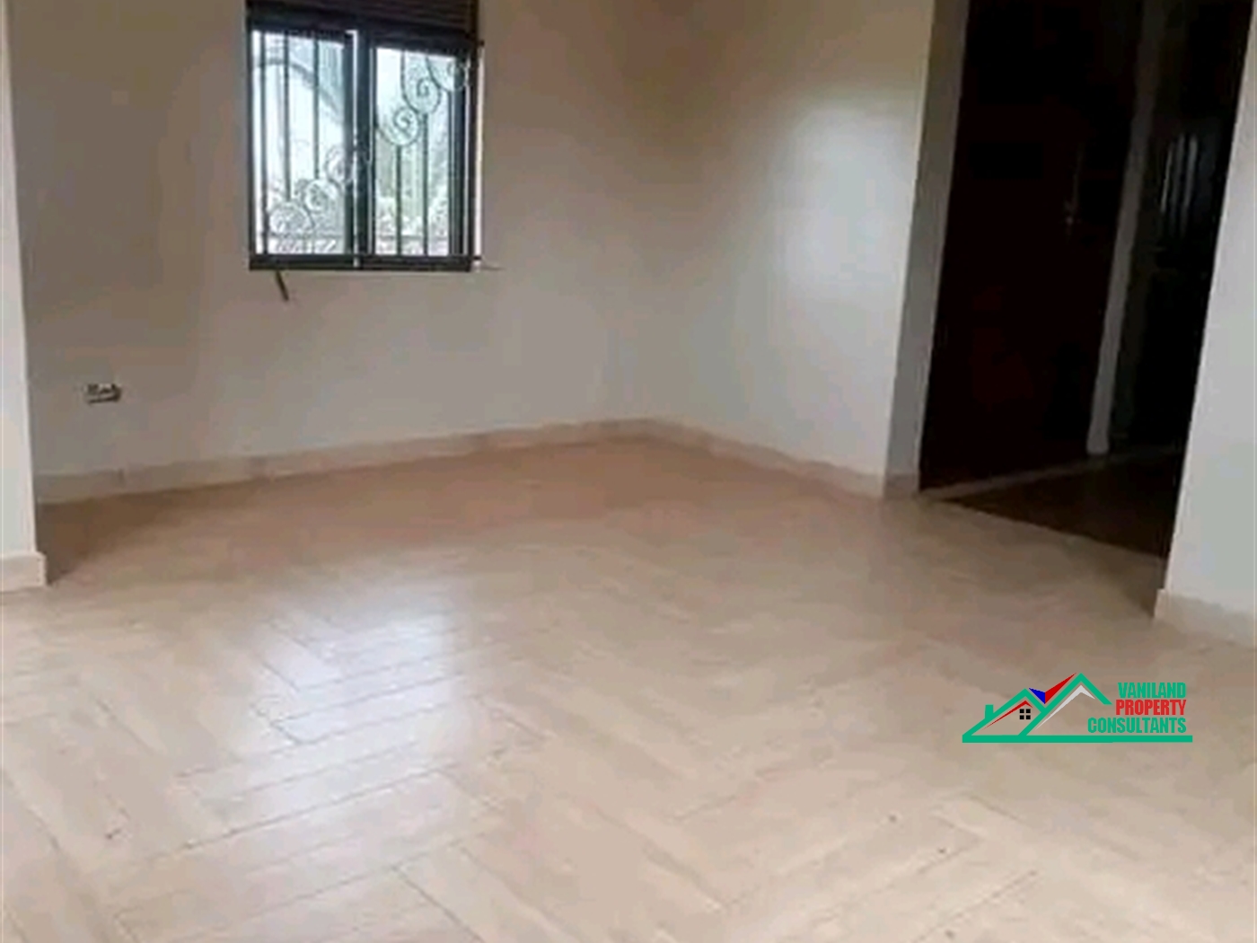 Semi Detached for rent in Mutungo Kampala