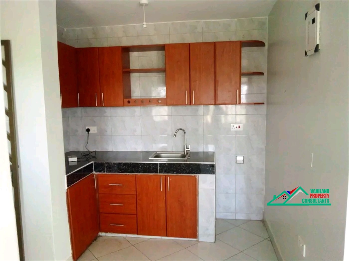 Semi Detached for rent in Mutungo Kampala