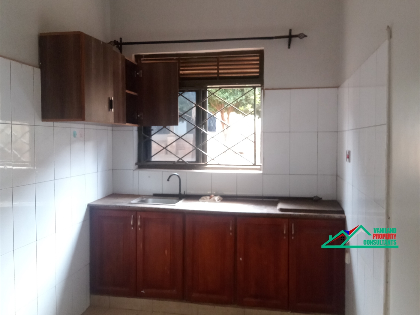 Studio for rent in Kisaasi Kampala