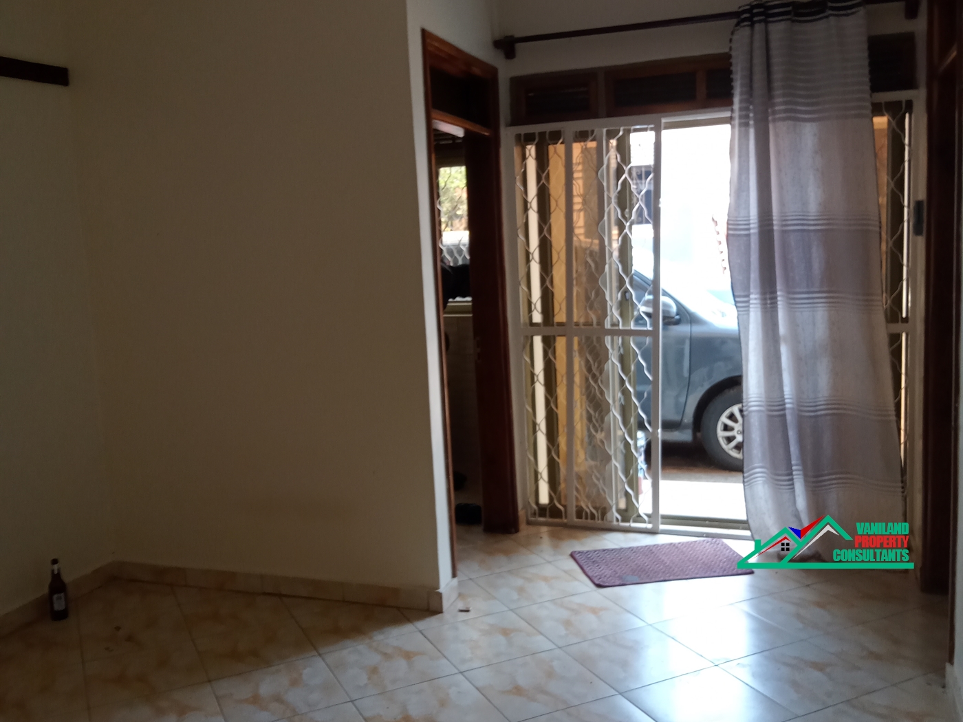 Studio for rent in Kisaasi Kampala