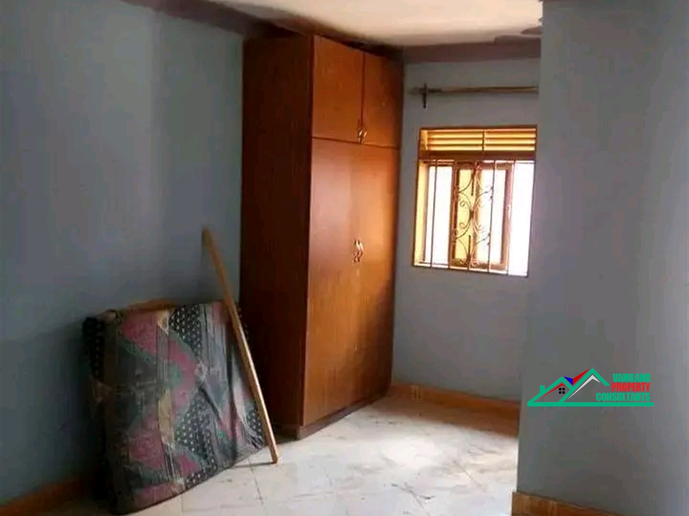 Semi Detached for rent in Mutungo Kampala