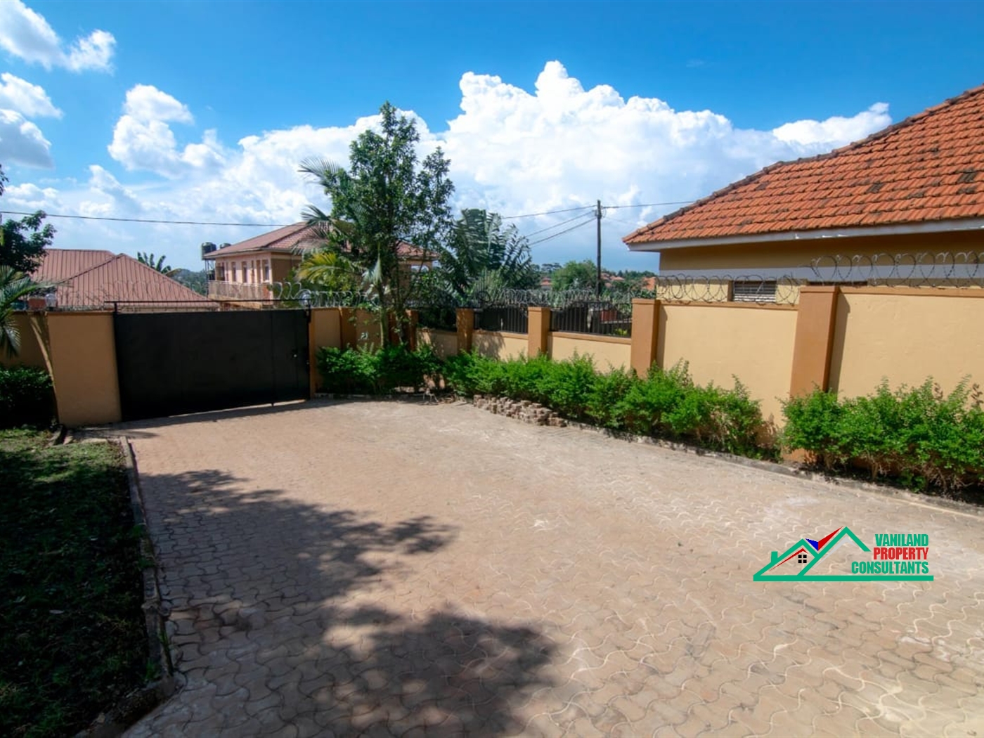 Bungalow for rent in Bweyorgerere Wakiso