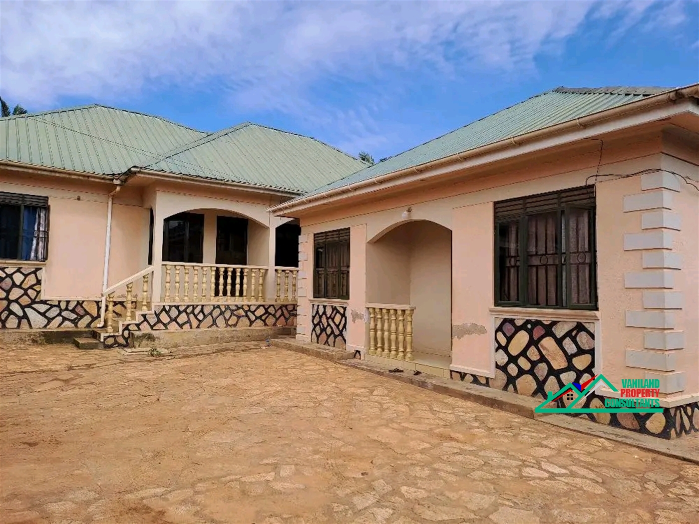 Semi Detached for rent in Kisaasi Kampala