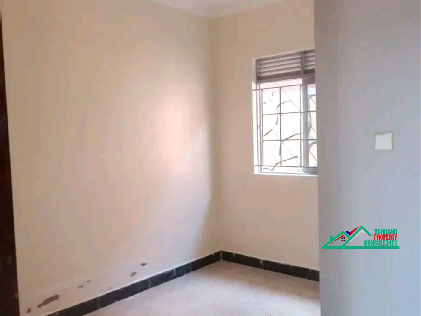 Semi Detached for rent in Mutungo Kampala