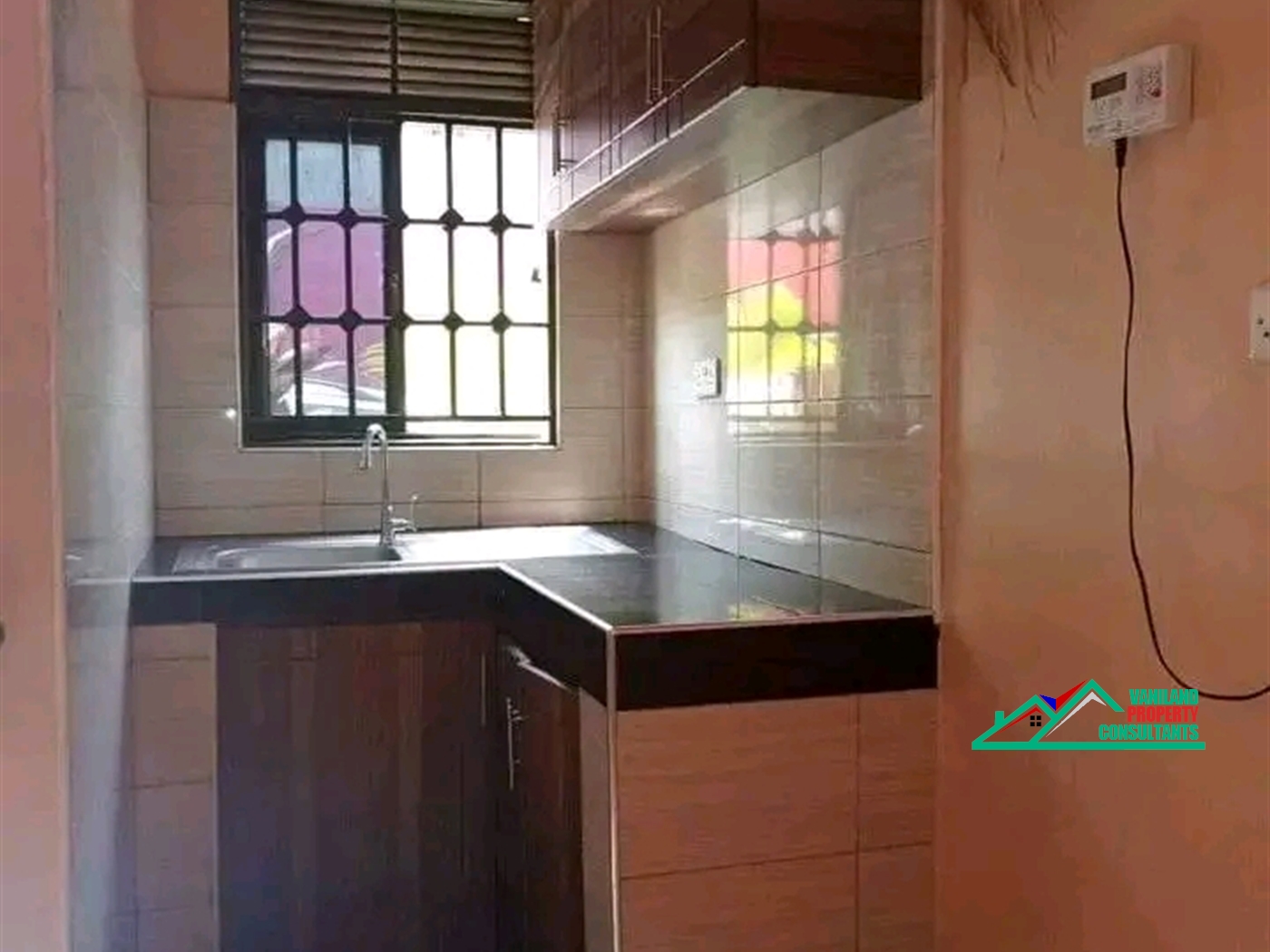 Semi Detached for rent in Mutungo Kampala