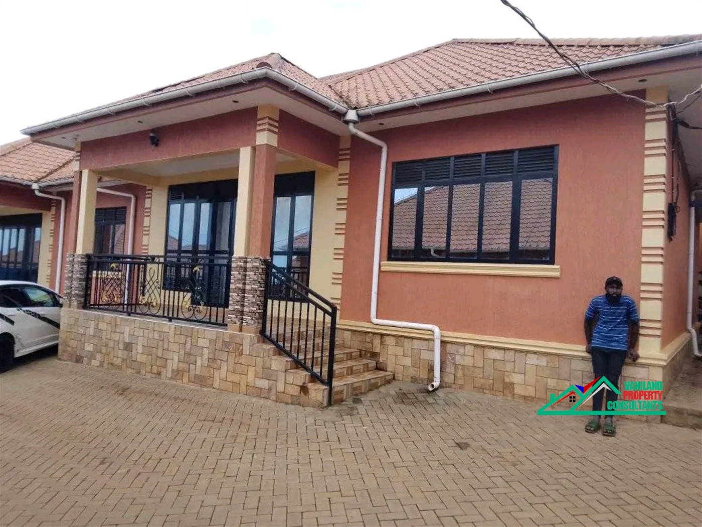 Semi Detached for rent in Mutungo Kampala