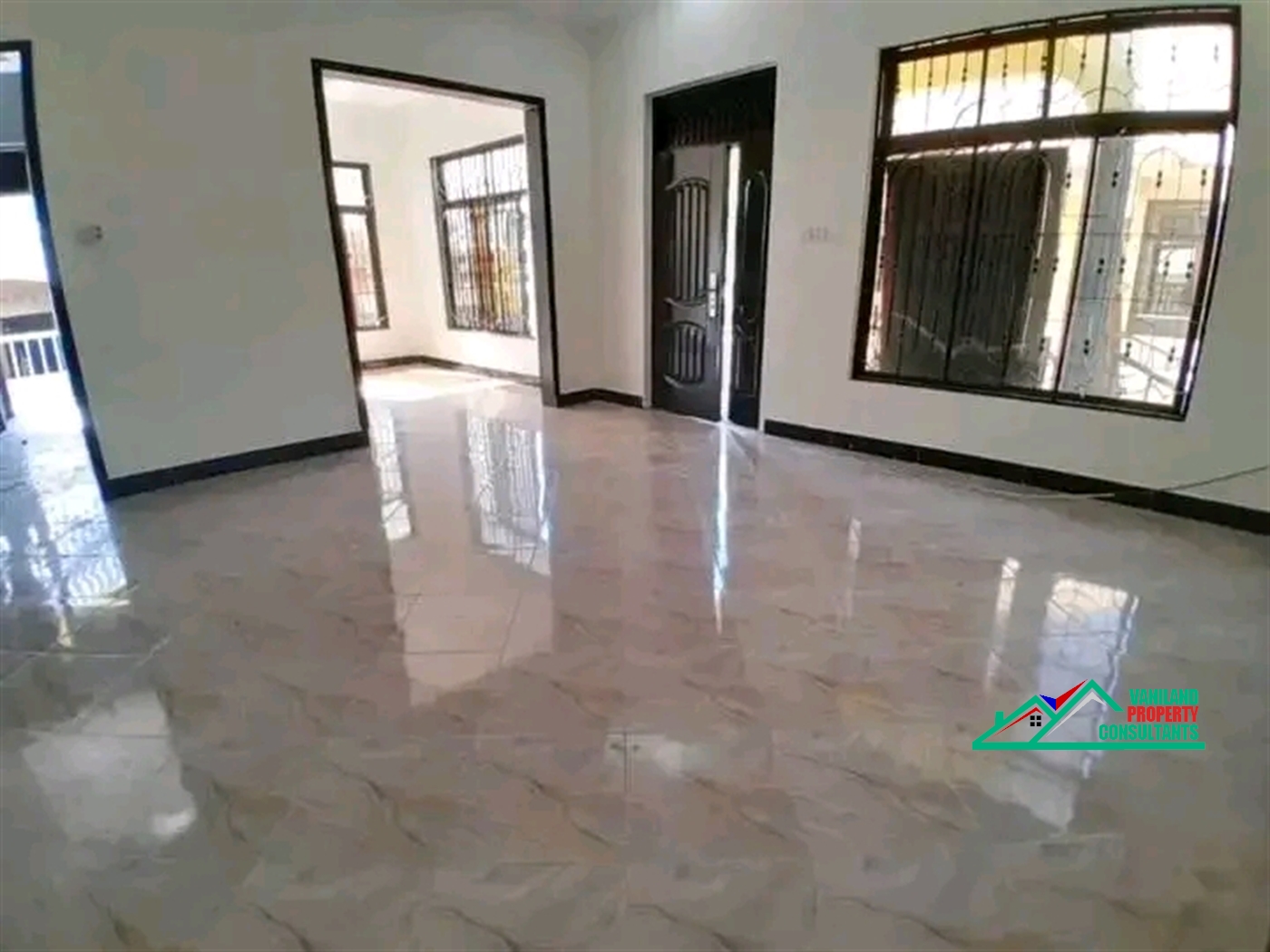 Semi Detached for rent in Mutungo Kampala