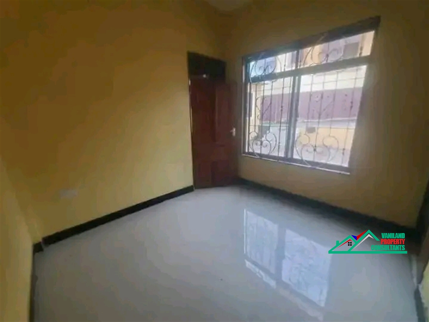 Semi Detached for rent in Mutungo Kampala