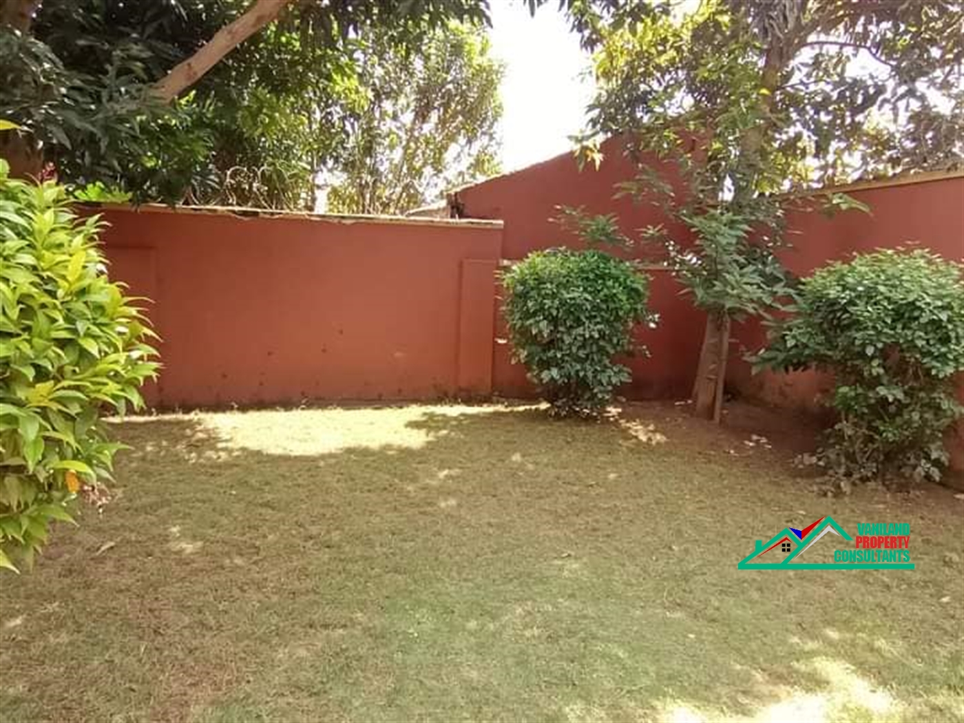 Bungalow for rent in Namugongo Wakiso