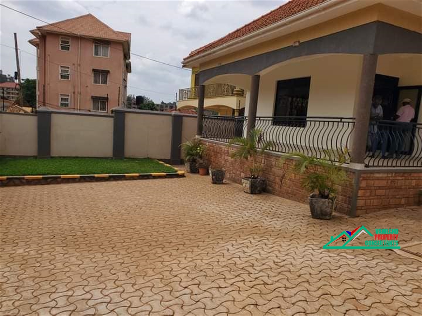 Bungalow for rent in Kyanja Kampala