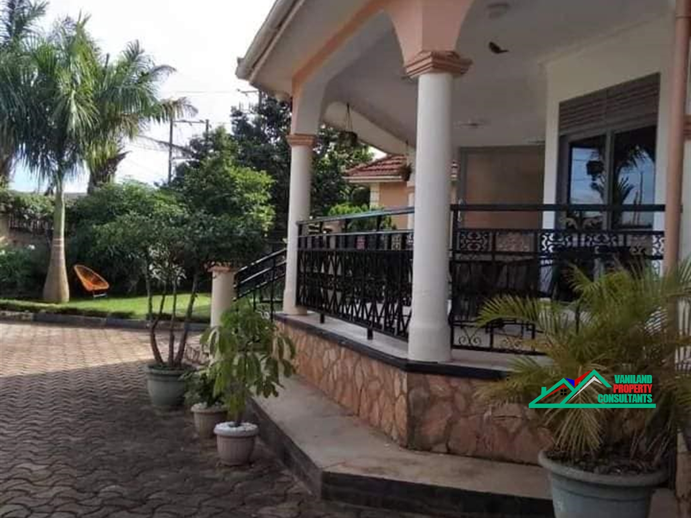 Bungalow for rent in Munyonyo Kampala